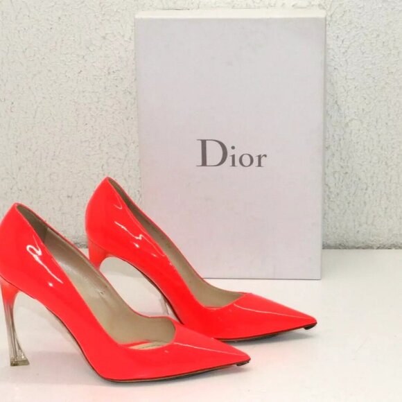 Christian Dior Neon Coral Patent Leather Lucite Heel Pumps EU 38 US 8 - Picture 1 of 16